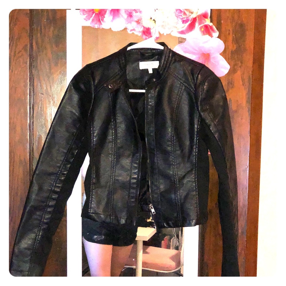 Black Cropped Pleather Jacket